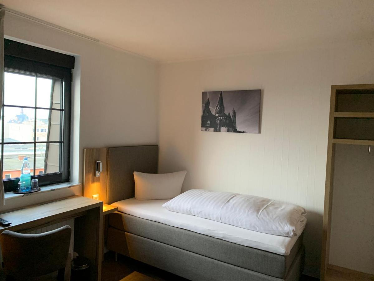 Zur Eisenbahn Hotell Limburg an der Lahn Exteriör bild